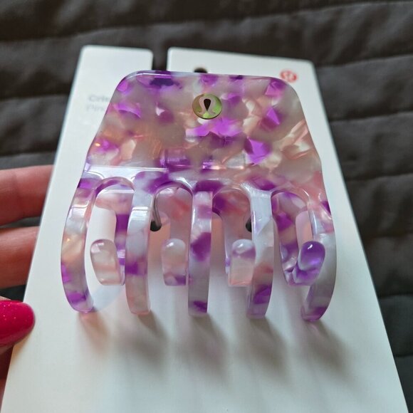 NWT Lululemon Criss Cross Claw Clip - Camellia Pink / Light Ivory / Blue Horizon - Picture 3 of 8